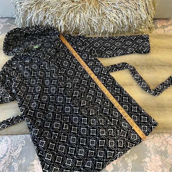VERA BRADLEY Concerto L XL Hooded Fleece Midi Robe Black White Geometric Tie - Picture 6 of 12